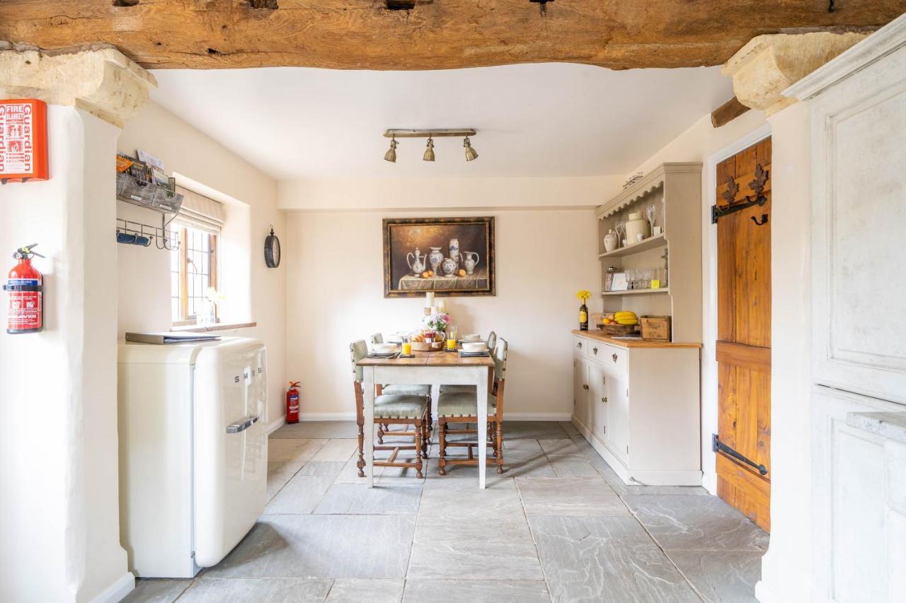 Cotswold Thatched Cottage Mickleton  Екстер'єр фото
